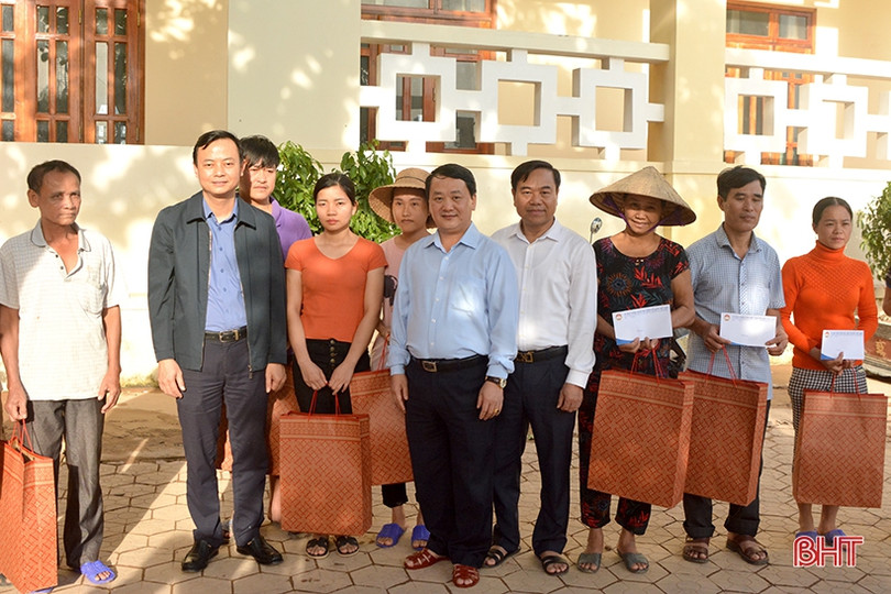 Ủy ban Trung ương MTTQ Việt Nam hỗ trợ 2,4 tỷ đồng cho tỉnh Hà Tĩnh