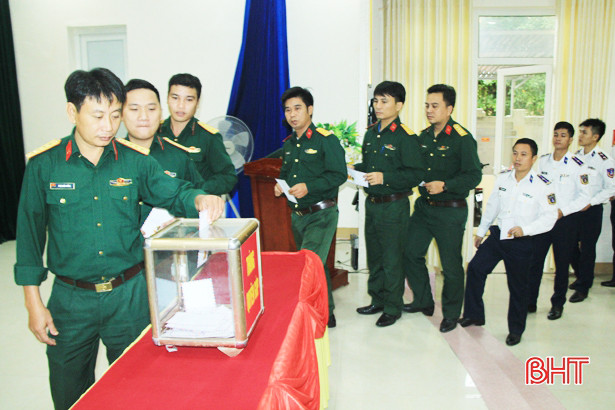 17 triệu đồng ủng hộ thân nhân các chiến sỹ hy sinh tại Quảng Trị