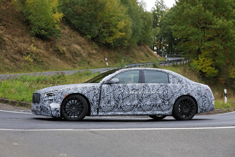 Hình ảnh Mercedes-AMG S63 chạy thử nghiệm trước thềm ra mắt