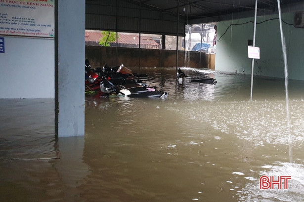 Hơn 10.300 nhân khẩu ở Cẩm Xuyên cần di dời khẩn cấp