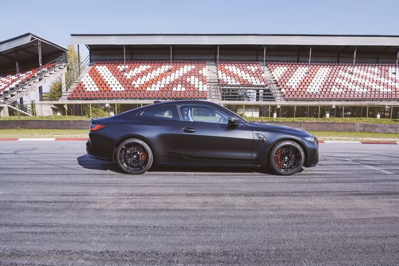 M4 phiên bản giới hạn ảnh 12 BMW kết hợp với hãng thời trang ra mắt M4 phiên bản đặc biệt