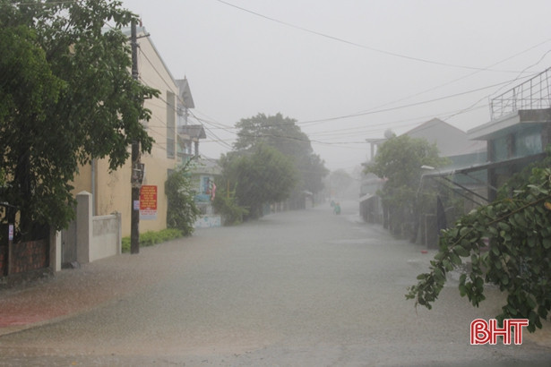 Học sinh 270 trường học ở Hà Tĩnh đi học trở lại