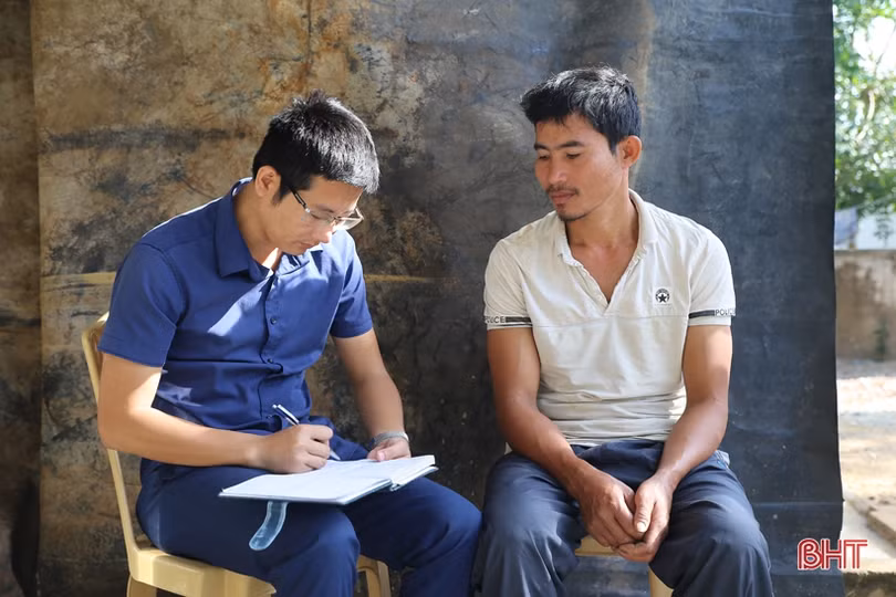 2 ngày “quên ăn” cứu hàng trăm người dân trong “tâm lũ” Hà Tĩnh