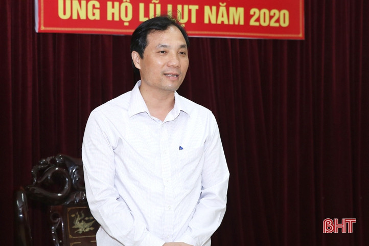 Hội đồng hương Hà Tĩnh tại Hà Nội hỗ trợ bà con vùng lũ 1,4 tỷ đồng