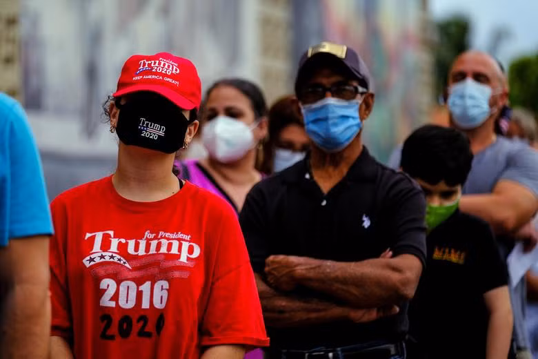 Không khí cử tri Mỹ đi bỏ phiếu sớm bầu Tổng thống