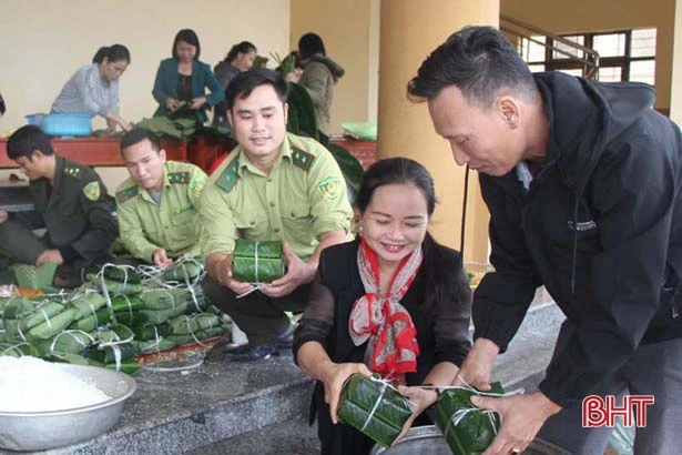 Các đơn vị, nhà hảo tâm chung tay hướng về người dân vùng lũ Hà Tĩnh