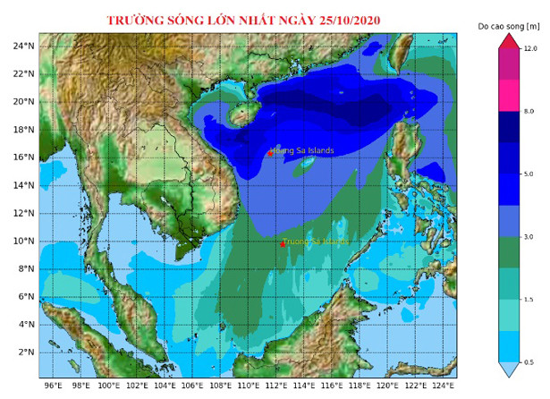 Thủy triều, nước dâng, sóng lớn tại vùng biển Hà Tĩnh trong bão số 8