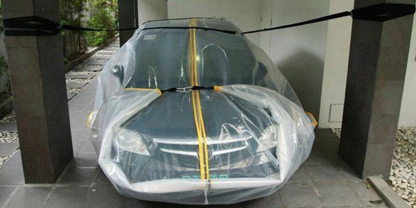 Nhiều cách bảo vệ ôtô độc đáo trong mùa lũ lụt ảnh 4 Nhiều cách bảo vệ ôtô độc đáo trong mùa lũ lụt