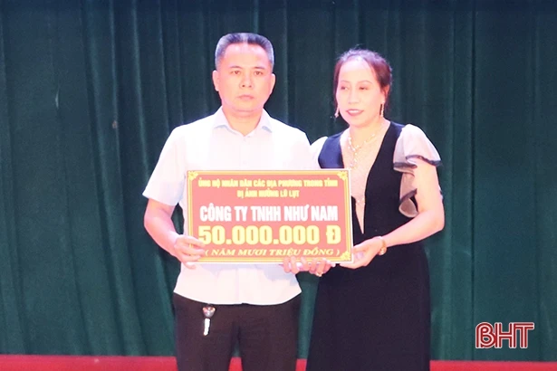 Các đơn vị, nhà hảo tâm chung tay hướng về người dân vùng lũ Hà Tĩnh