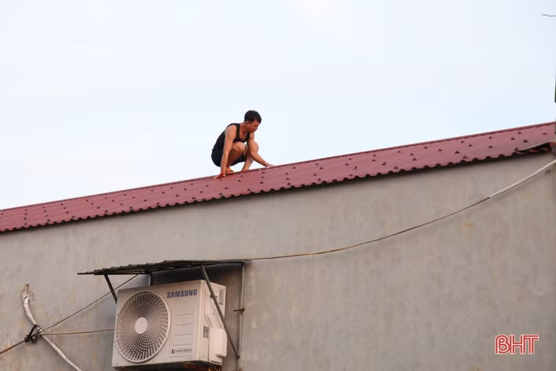 Gần 4.000 tàu thuyền Hà Tĩnh vào bờ an toàn trước bão số 8