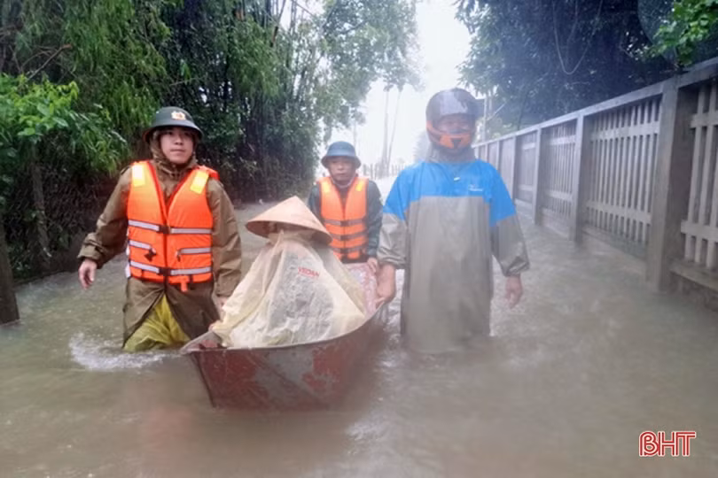 Công điện khẩn ứng phó với diễn biến thời tiết nguy hiểm ở Hà Tĩnh
