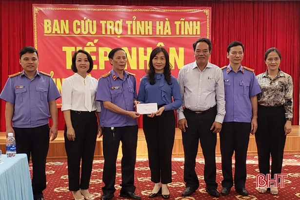 Các đơn vị, nhà hảo tâm chung tay hướng về người dân vùng lũ Hà Tĩnh