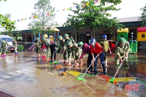 Các đơn vị, nhà hảo tâm chung tay hướng về người dân vùng lũ Hà Tĩnh