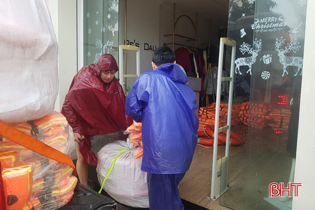 Tuổi trẻ Hà Tĩnh nhiều hoạt động hỗ trợ người dân vùng lũ