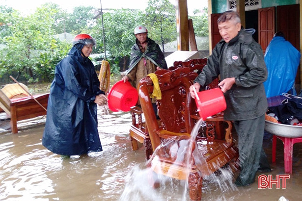 Hội Nông dân Hà Tĩnh tổ chức nhiều hoạt động hướng tới vùng lũ