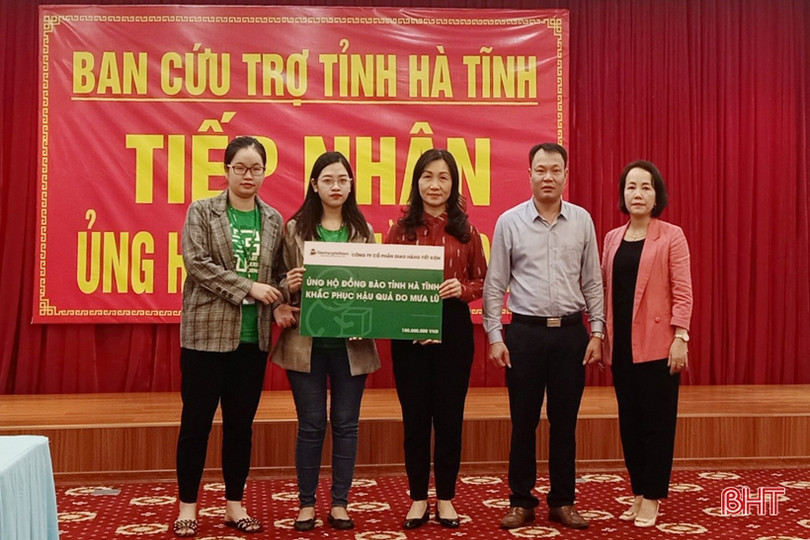 Hơn 11 tỷ đồng ủng hộ người dân vùng lũ ở Hà Tĩnh