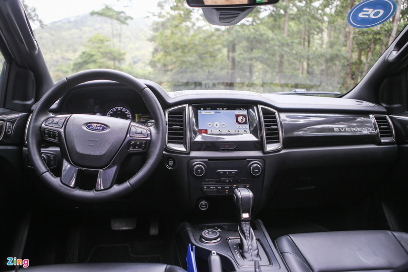 Những mẫu xe nhập khẩu được giảm phí trước bạ trong tháng 10