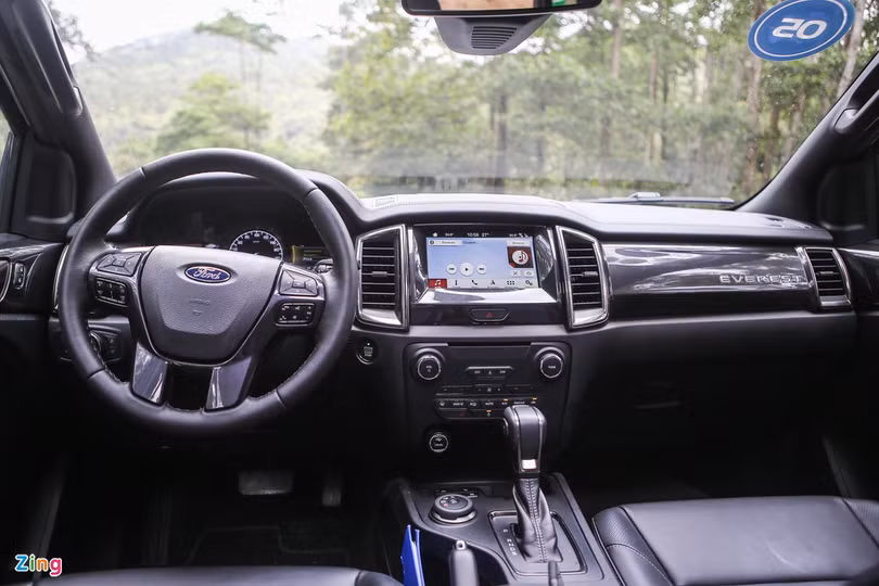 Những mẫu xe nhập khẩu được giảm phí trước bạ trong tháng 10