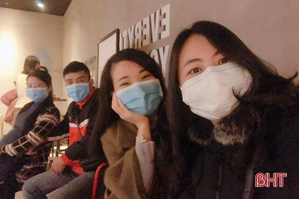 Người dân Hà Tĩnh chủ động đeo khẩu trang nơi công cộng phòng virus Corona