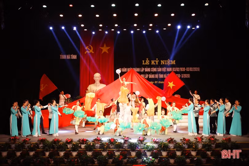 “90 mùa xuân dâng Đảng” - từ tranh đấu đến trọn niềm vui!