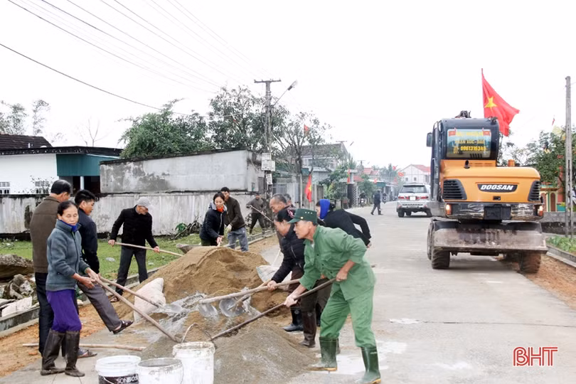 Lãnh đạo Hà Tĩnh tham gia trồng cây đầu xuân Canh Tý tại các địa phương