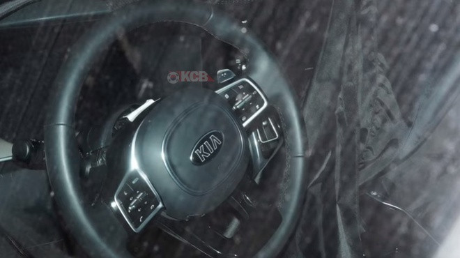 Rò rỉ hình ảnh Kia Sorento 2021 trước ngày ra mắt