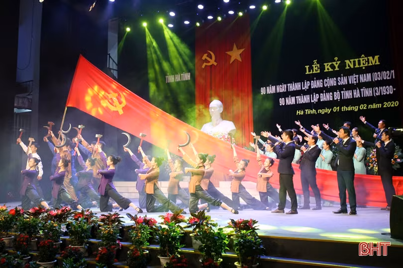 “90 mùa xuân dâng Đảng” - từ tranh đấu đến trọn niềm vui!