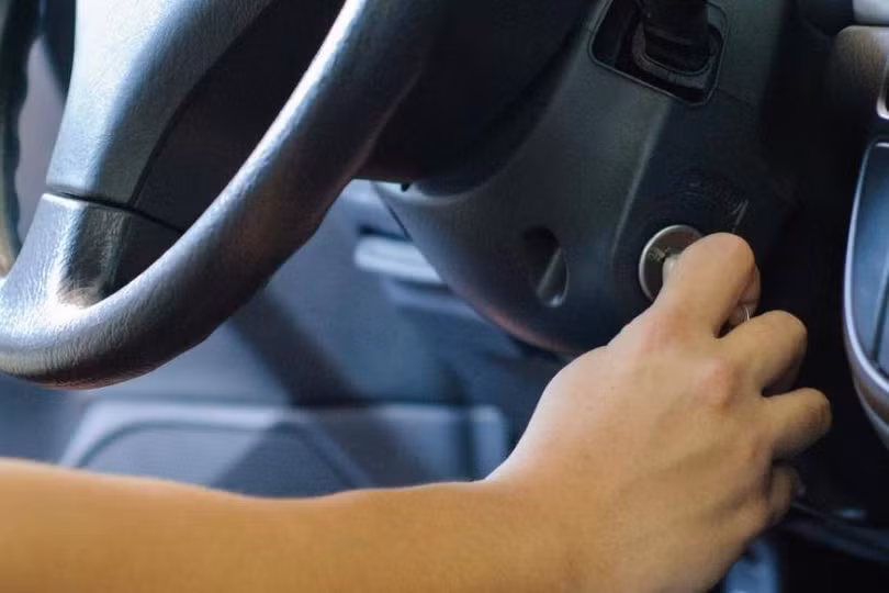 Xe hao nhiên liệu bất thường, cần phải làm gì?