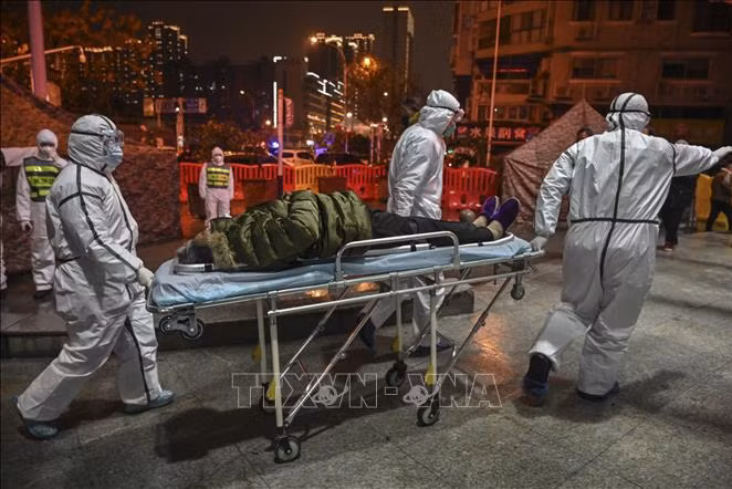 Tổng Giám đốc WHO tới Trung Quốc thảo luận kiểm soát dịch, nhiều quốc gia chuẩn bị sơ tán công dân