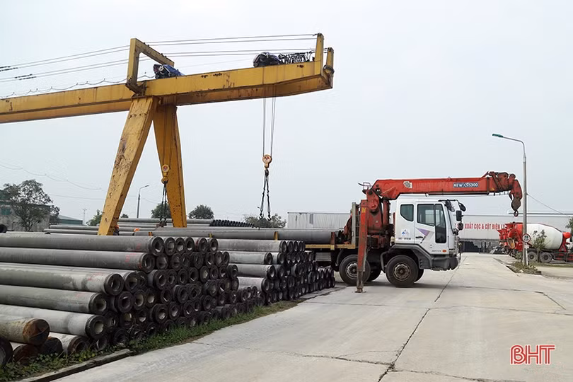 Doanh nghiệp Hà Tĩnh quyết giành thắng lợi ngay ngày đầu, tháng đầu năm mới