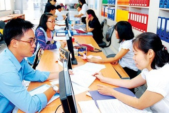 Sẽ có nhiều chính sách mới tác động trực tiếp đến mọi cán bộ, công chức, viên chức từ năm 2020 Các chính sách mới áp dụng với cán bộ, công chức, viên chức