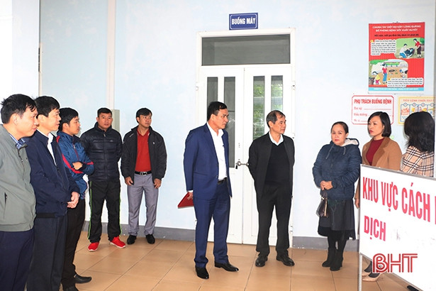 Sở Y tế Hà Tĩnh kiểm tra công tác phòng chống bệnh viêm phổi cấp tại các bệnh viện
