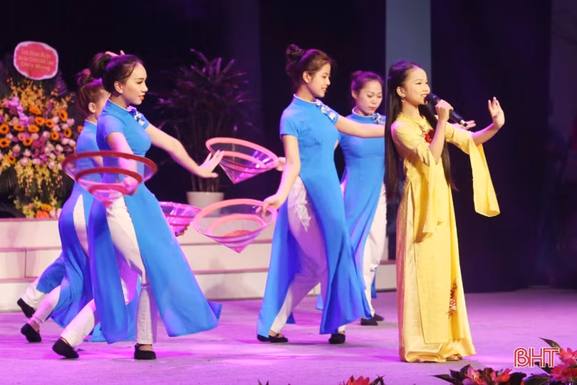 “90 mùa xuân dâng Đảng” - từ tranh đấu đến trọn niềm vui!