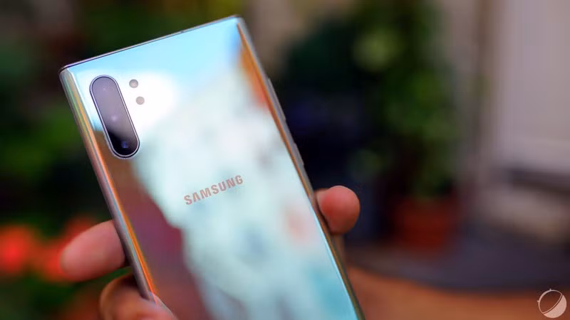 Những mẫu điện thoại thông minh chụp ảnh đẹp năm 2020