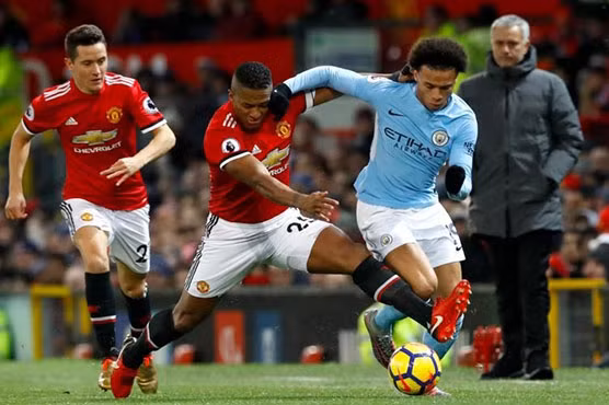 Man City – Man United: Vì chiếc cúp cuối cùng?