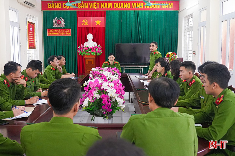 Phòng Cảnh sát Thi hành án hình sự và Hỗ trợ tư pháp xác định công tác quản lý, giám sát người thi hành án hình sự tại cộng đồng là nhiệm vụ quan trọng. bqbht_br_1.jpg