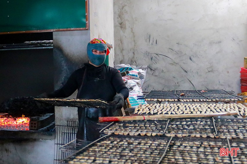 Cá nướng đã trở thành đặc sản của xã biển Thạch Kim, được người tiêu dùng ưa chuộng và mang lại nguồn kinh tế ổn định cho các hộ gia đình.