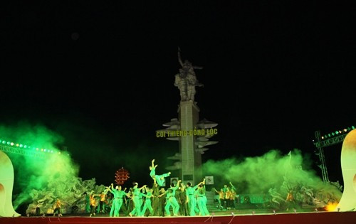 Chương trình nghệ thuật “Cõi thiêng Đồng Lộc” ảnh 9 Chương trình nghệ thuật “Cõi thiêng Đồng Lộc” ảnh 9