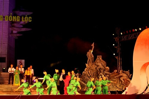 Chương trình nghệ thuật “Cõi thiêng Đồng Lộc” ảnh 8 Chương trình nghệ thuật “Cõi thiêng Đồng Lộc” ảnh 8