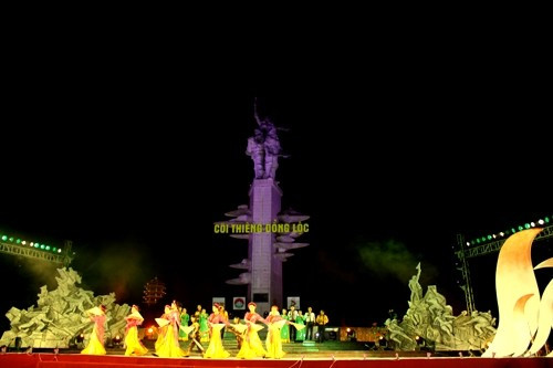 Chương trình nghệ thuật “Cõi thiêng Đồng Lộc” ảnh 7 Chương trình nghệ thuật “Cõi thiêng Đồng Lộc” ảnh 7