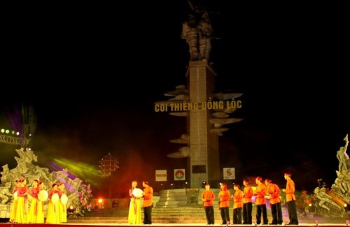 Chương trình nghệ thuật “Cõi thiêng Đồng Lộc” ảnh 4 Chương trình nghệ thuật “Cõi thiêng Đồng Lộc” ảnh 4