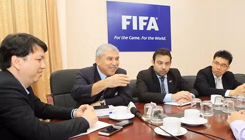 Buổi làm việc diễn ra trong bầu không khí cởi mở. Ảnh: Phan Tùng