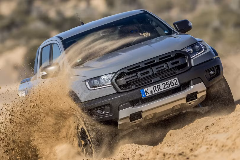Vua bán tải Ford Ranger bị triệu hồi gần 10.000 xe