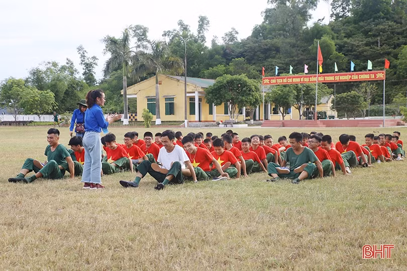 Học sinh Hà Tĩnh trưởng thành qua trải nghiệm môi trường quân ngũ