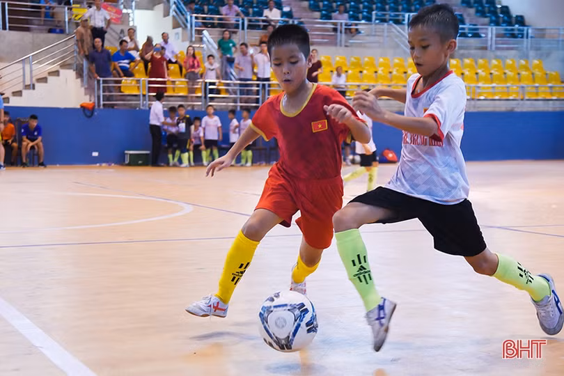 Giải bóng đá TN-NĐ toàn tỉnh 2019: Hai cặp song sinh ghi bàn cho một đội