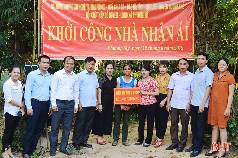 “Cảm ơn anh chị em Báo Hà Tĩnh đã đùm bọc tôi như người thân”