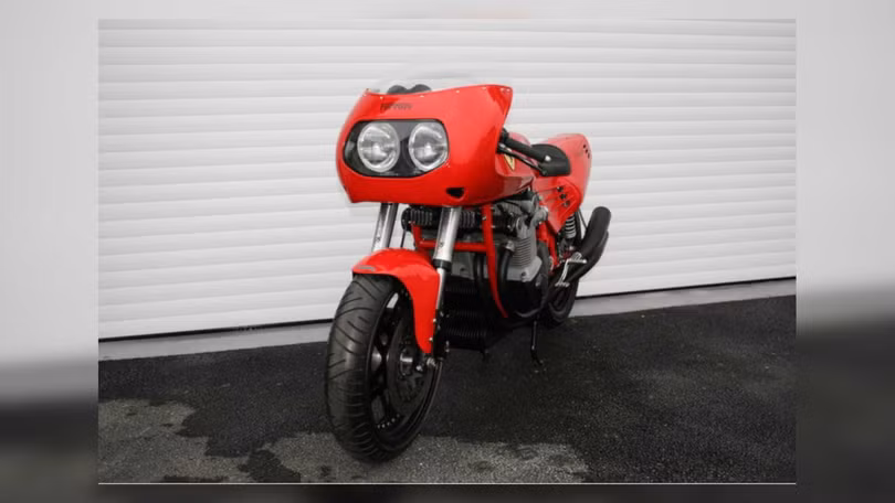 Khám phá chiếc mô tô Ferrari độc nhất thế giới