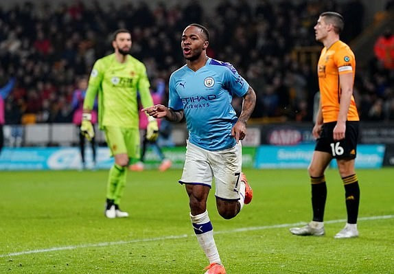 Man City thua ngược Wolverhampton sau khi dẫn 2 bàn