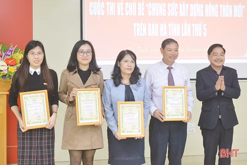Trao 29 giải báo chí viết về nông thôn mới trên Báo Hà Tĩnh năm 2019
