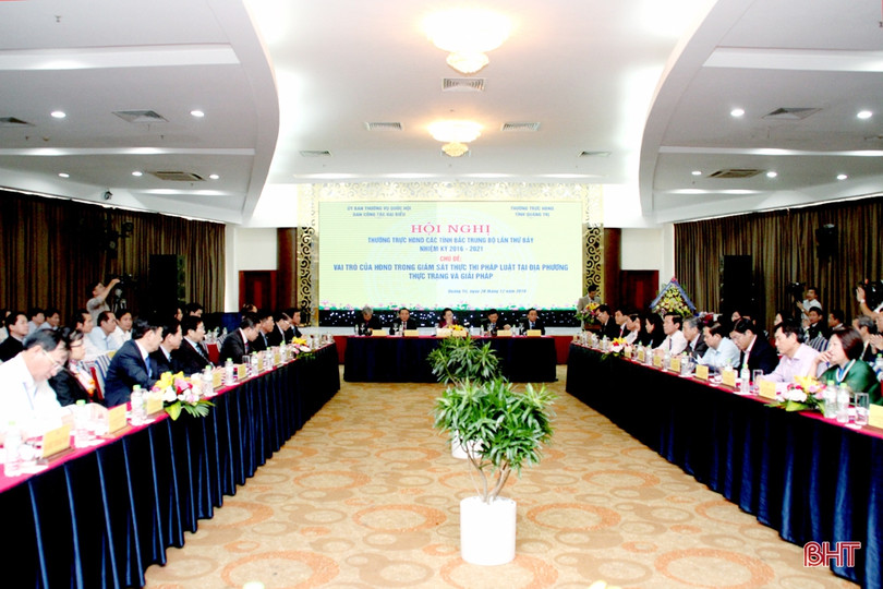 Chủ tịch Quốc hội dự hội nghị Thường trực HĐND các tỉnh Bắc Trung bộ